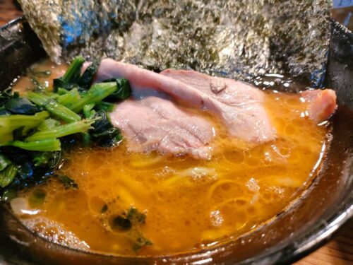 クックら人気の王道系豚骨醤油ラーメン