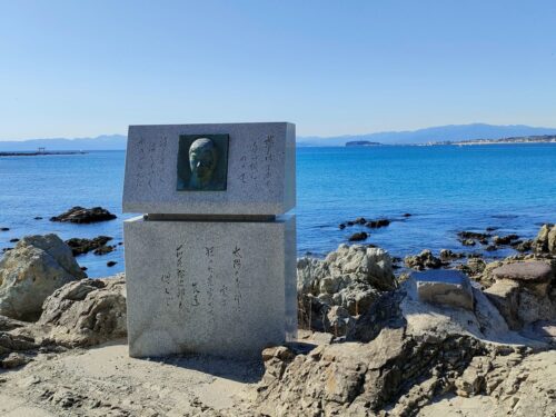 石原裕次郎 記念碑