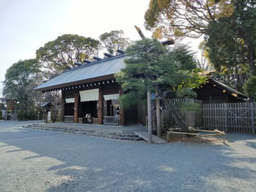 伊勢山皇大神宮の本殿
