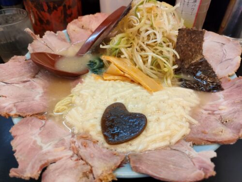 壱発ラーメンのネギとろチャーシューメン