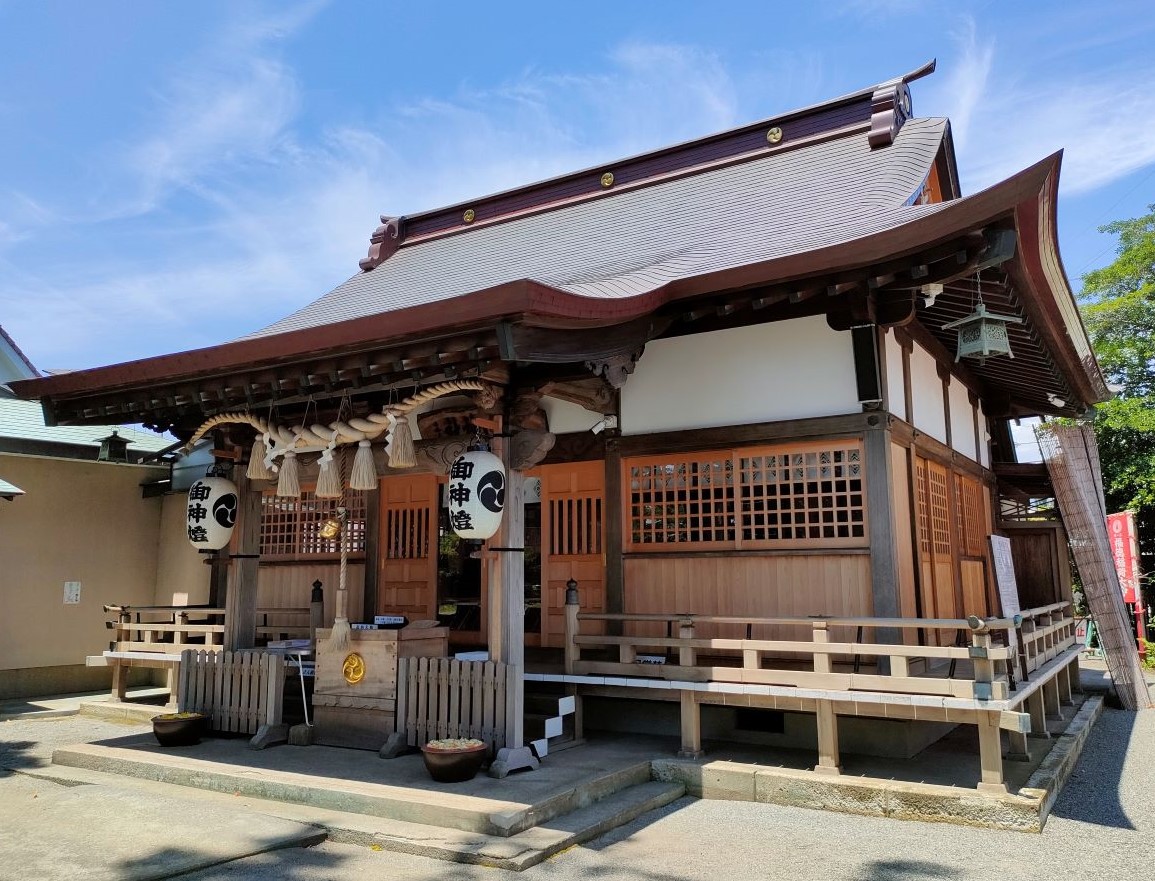 相模原氷川神社の拝殿