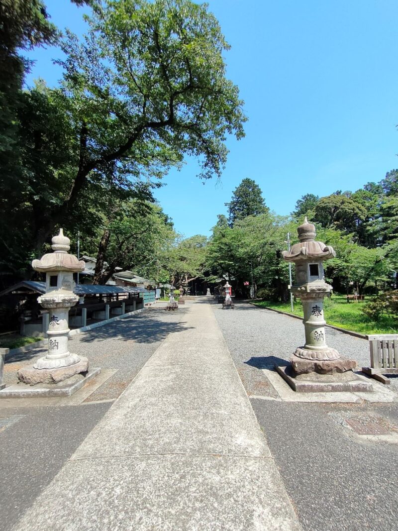 下鶴間諏訪神社参道