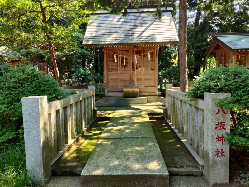 下鶴間諏訪神社境内の八坂神社