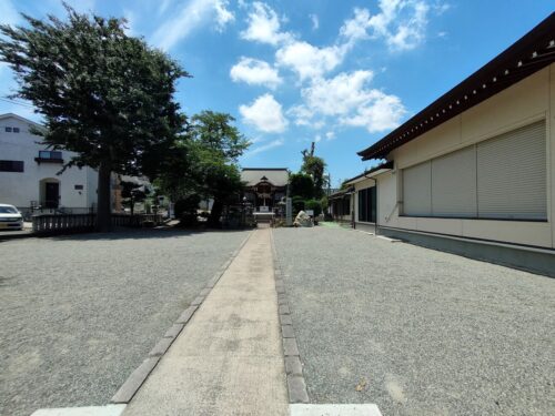 綺麗な栗原神社参道