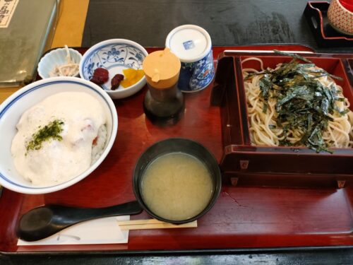 海老名やぶ久のマグロ山かけ丼セット